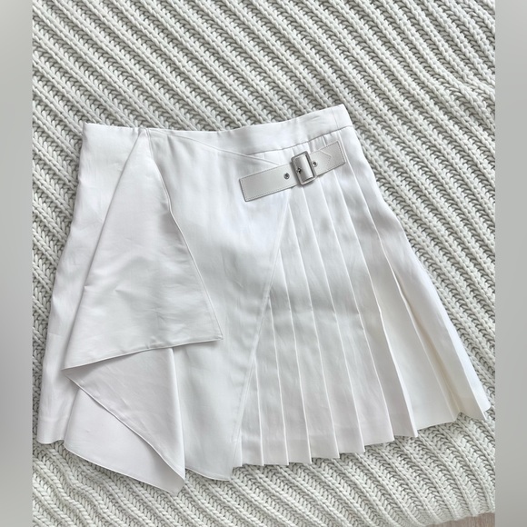 Salvatore Ferragamo Dresses & Skirts - Salvatore Ferragamo White Mini Skirt
